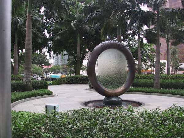 additional photograph of the sculpture on this page