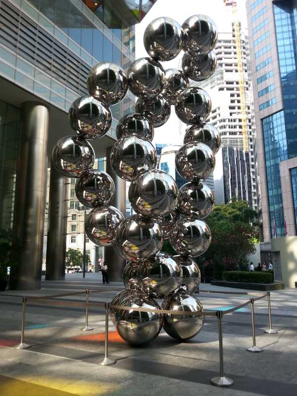 additional photograph of the sculpture on this page