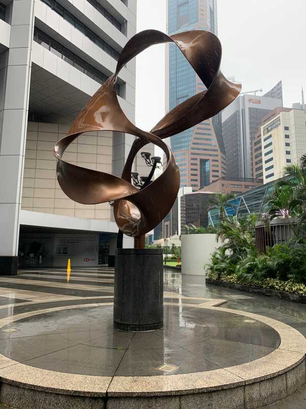 additional photograph of the sculpture on this page