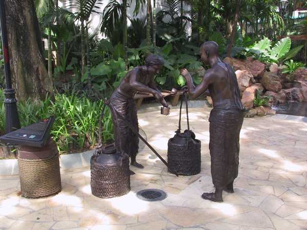 additional photograph of the sculpture on this page