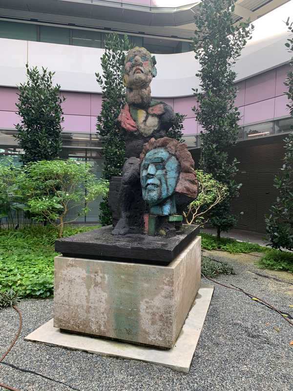 additional photograph of the sculpture on this page