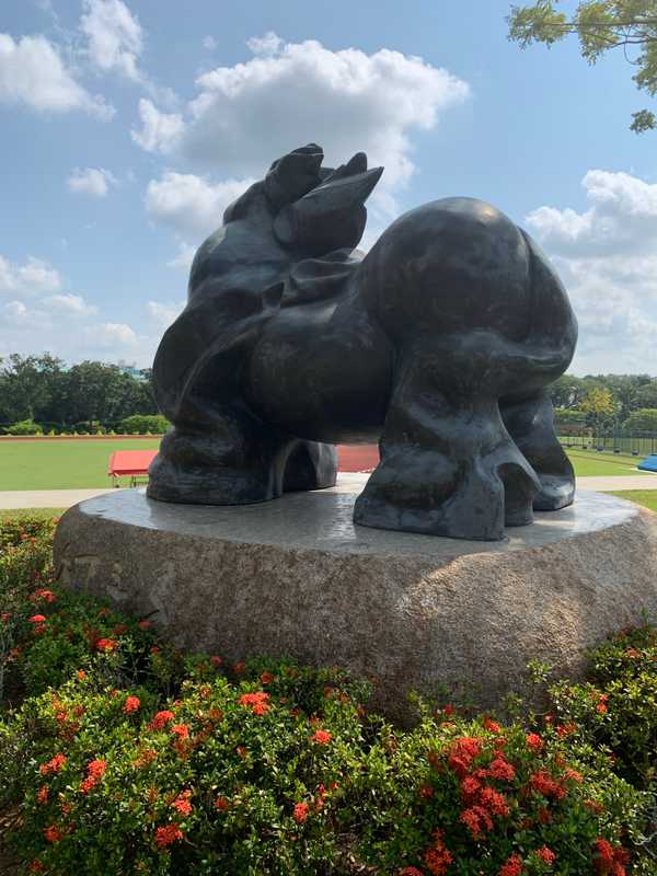additional photograph of the sculpture on this page