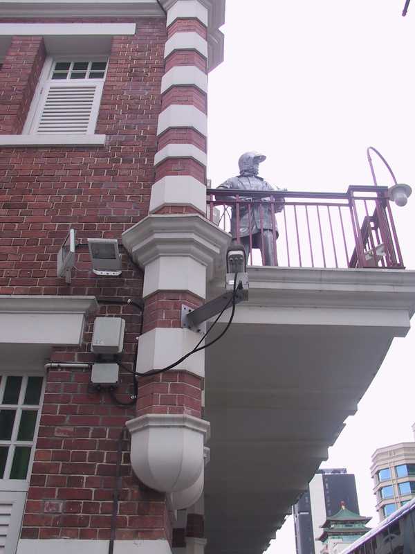 additional photograph of the sculpture on this page