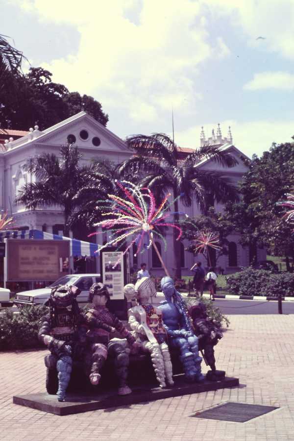 additional photograph of the sculpture on this page