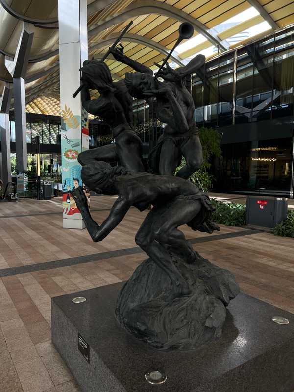 additional photograph of the sculpture on this page