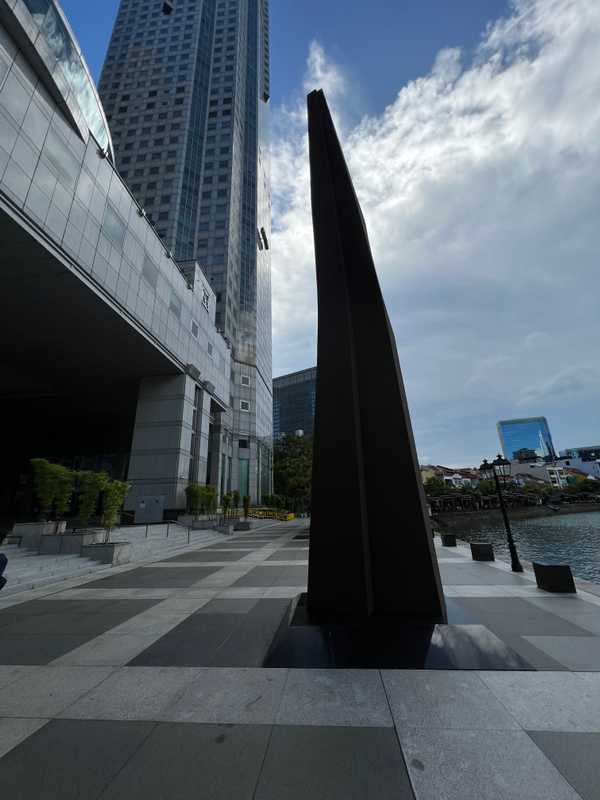 additional photograph of the sculpture on this page