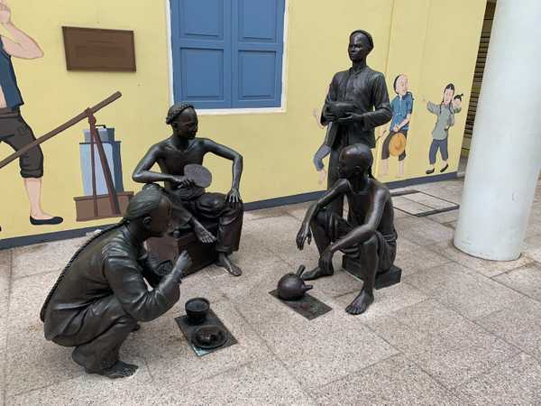 additional photograph of the sculpture on this page